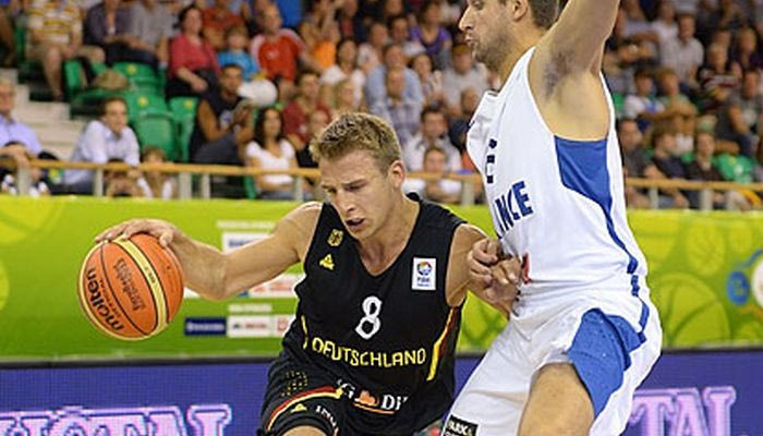 Η νίκη ήρθε από ψηλά για τη Γερμανία