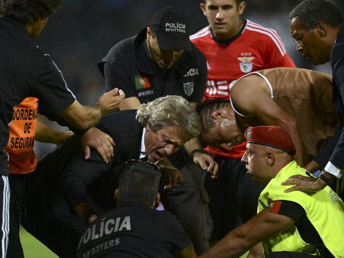 “Καμπάνα” σε Ζεσούς