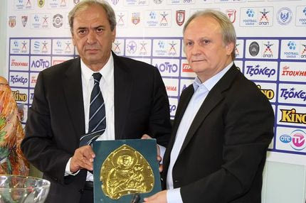 Η Παναγιά μαζί τους…