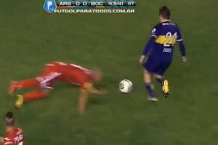 Τάκλιν με το κεφάλι