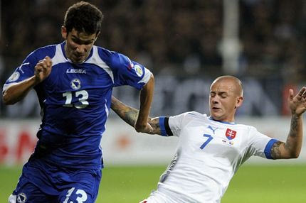 Με το ίδιο νόμισμα η Βοσνία, το χρέος της η Λιθουανία