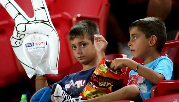 Μια… ημι-καλτ βραδιά με την Εθνική στα VIP του Καραϊσκάκη