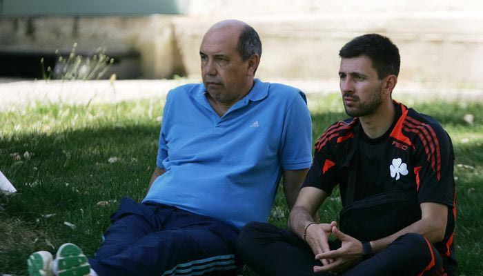 Ρότσα: “Ο Ρούτερ βάφει τοίχους και ο Φος μαγειρεύει κοτόπουλο…”