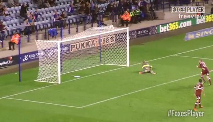 Τον ξετίναξε! (video)