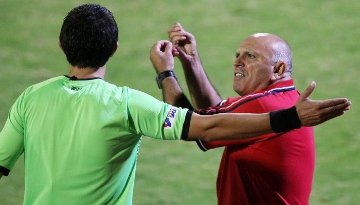 “Συγχαρητήρια” ανακοίνωση για τη διαιτησία