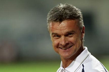 Βαζέχα: “Εύχομαι να επιστρέψει η ΑΕΚ στην Α’ κατηγορία”