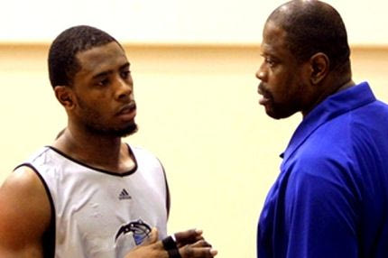 Επέλεξαν Πάτρικ Γιούινγκ Τζούνιορ