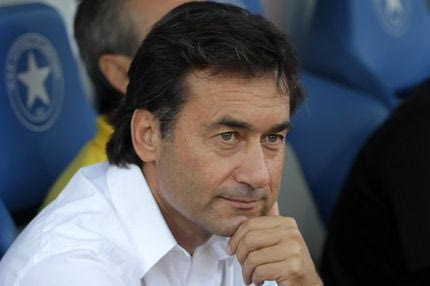 Προς διαζύγιο με Χατζηνικολάου