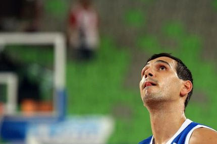 Δεν το πιστεύει ο Ζήσης…