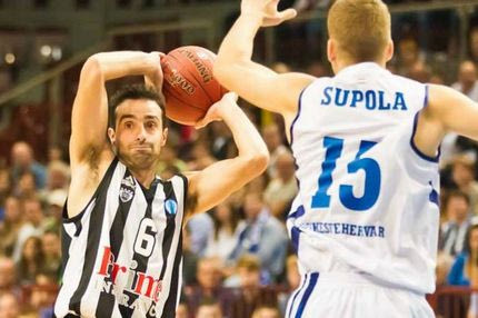 Άλμπα Φέχερβαρ – ΠΑΟΚ 88-89