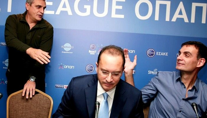 “Eσύ είσαι γηπεδούχος!”