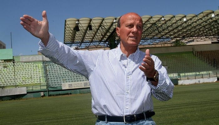 Δομάζος: “Θα τους τα πετάξω στη μούρη”!