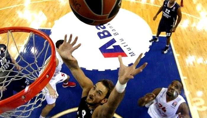 Διπλό της Εφές, πρώτη νίκη για τη Μιλάνο