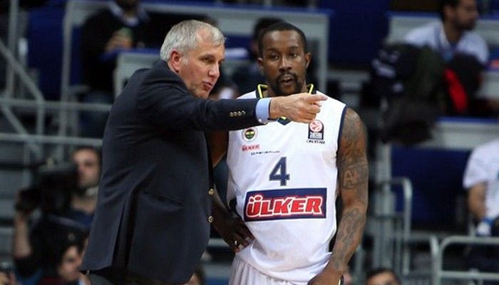 Ομπράντοβιτς: “Μπορούμε τη νίκη στο ΣΕΦ”