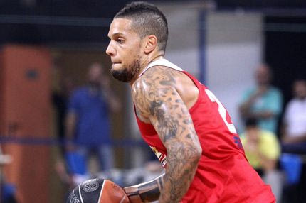 Ο Χάκετ πιέζει να μείνει στον Ολυμπιακό