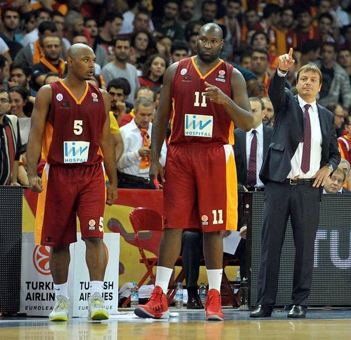 Περαστικά Ολυμπιακού σε Τζαβάι