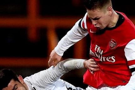 Tιμωρία για ρατσιστικά σχόλια σε 18χρονο της Αρσεναλ