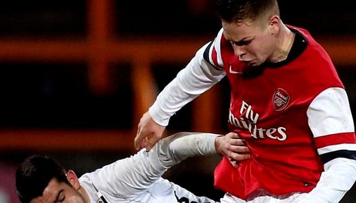 Tιμωρία για ρατσιστικά σχόλια σε 18χρονο της Αρσεναλ