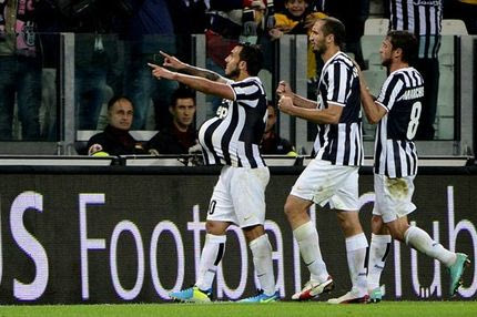 10η αγ.: Χέρι χέρι Νάπολι, Γιουβέντους, νέα γκέλα για Μίλαν, γκολ ο Κονέ