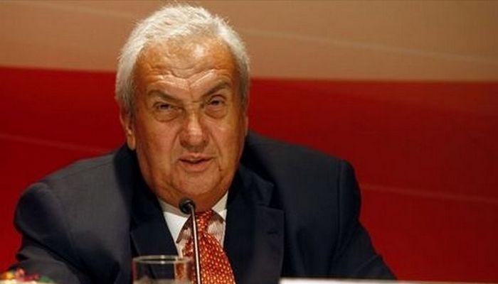 Ο Μαλέλης και η επαφή με Σέρβο