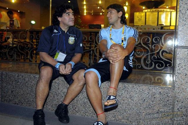 Μαραντόνα: “Ο Αγκουέρο είναι δειλός”