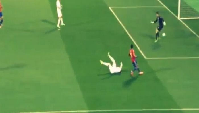 Το αυτογκόλ της χρονιάς (video)