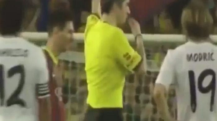 Το γέλιο του Μέσι με τον Κριστιάνο