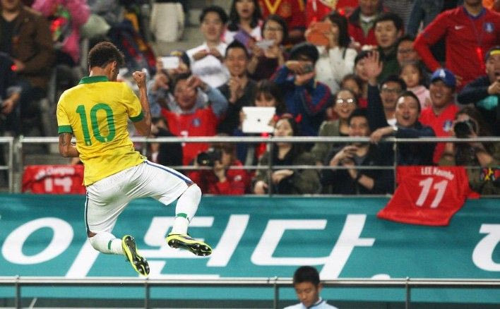 Νεϊμάρ και Λουίζ έλαμψαν στη νίκη της Βραζιλίας