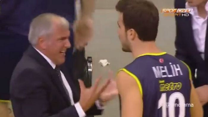 Τα “έχωσε” στον Μαχμούτογλου ο “Ζοτς”