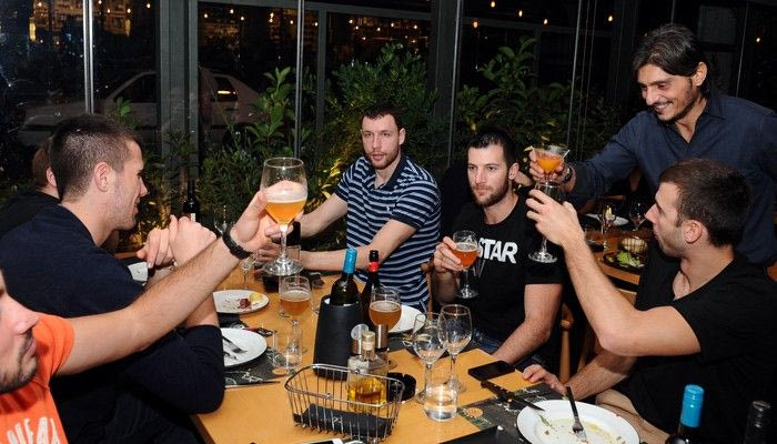 Συνέφαγαν πριν το ντέρμπι οι “πράσινοι”