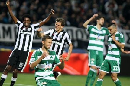 Όσο συνεχίζει να κερδίζει, απειλεί…