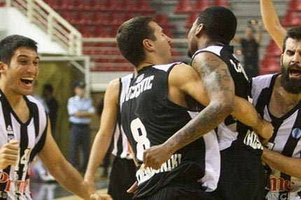 Άρης – ΠΑΟΚ 75-79 παρ.