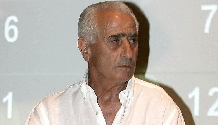 Ο ύμνος της ΑΕΚ με τη φωνή του Μίμη Παπαϊωάννου