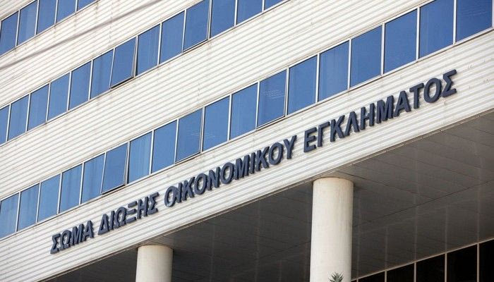 Διακόσιες άρσεις απορρήτου, καμία κίνηση λογαριασμού