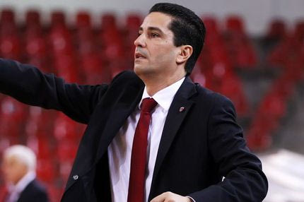 Σφαιρόπουλος: “Ψάξαμε τους φρέσκους”. Φλεβαράκης: “Μας στοίχισε η τεχνική ποινή”