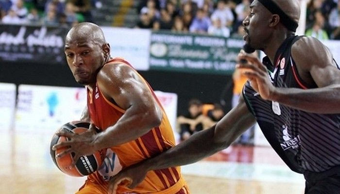 Άλωσε την έδρα της Σιένα η Γαλατά