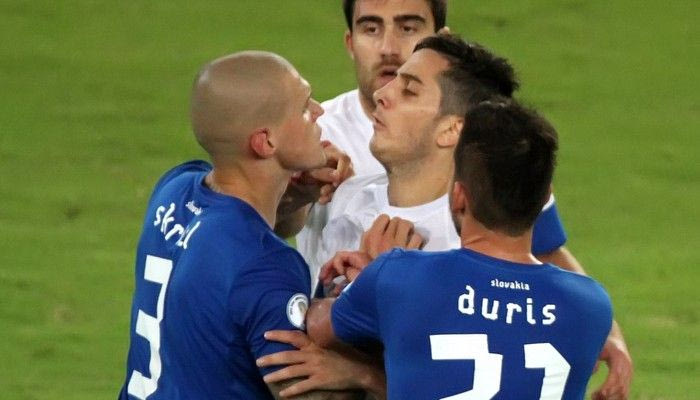 Αποβλήθηκε ο εκτός εαυτού Σκρτελ