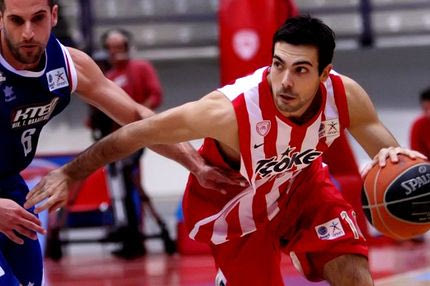 Ολυμπιακός-Ικαρος 99-61