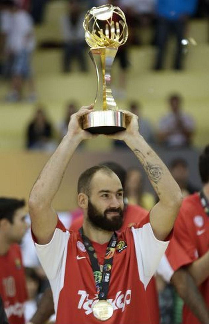 Σπανούλης: “Αφιερωμένο στον κόσμο και στους προέδρους”
