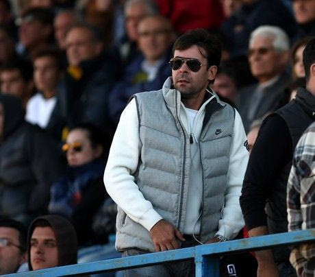 Στροφή στο εξωτερικό