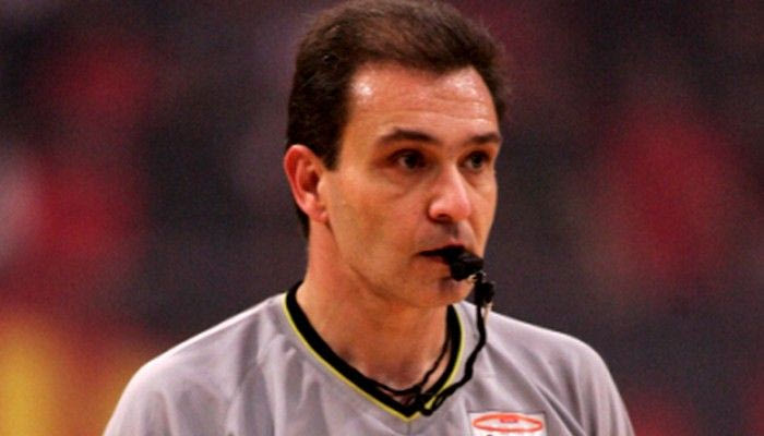 Οι διαιτητές του ντέρμπι