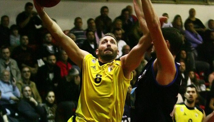 6η αγ.: Μόνη πρώτη η ΑΕΚ