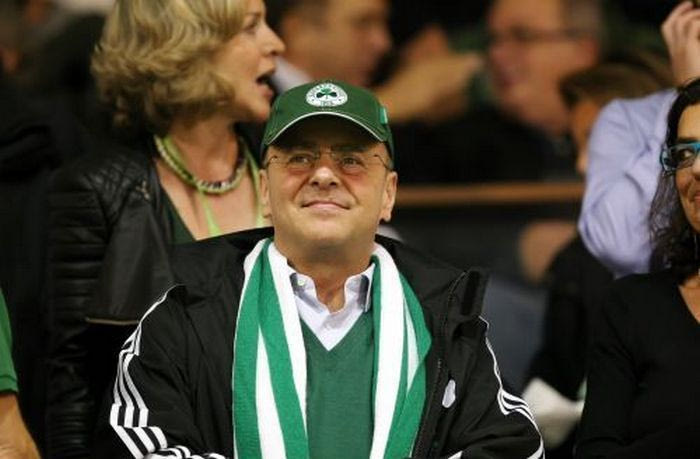 Πληρώνει ενόψει UEFA