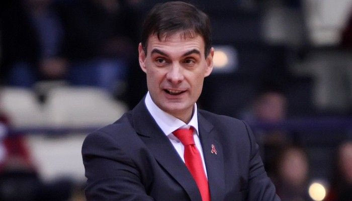 Μπαρτζώκας: “Νικάμε με πειστικό τρόπο”. Αγγέλου: “Οι παίκτες γαλουχούνται με επαγγελματική ευθύνη”