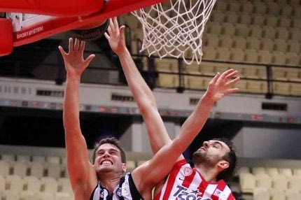 Μπόγρης: “Ο Ολυμπιακός έβαλε μεγάλα σουτ”