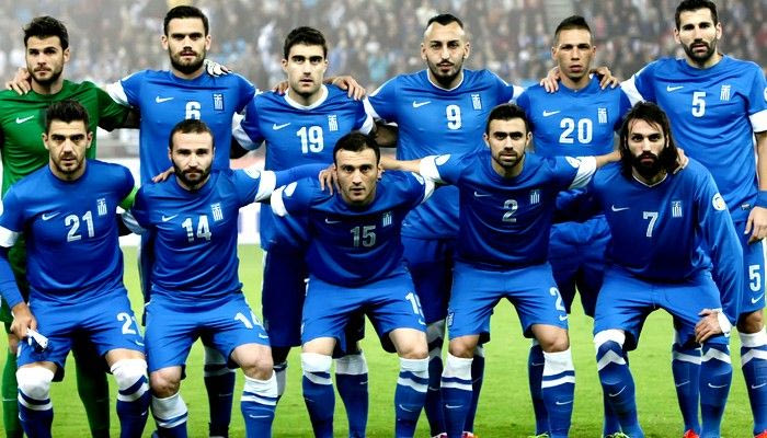 H κριτική των Ελλήνων διεθνών