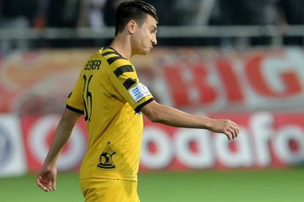 Διαψεύδει τα σενάρια ο Έλσνερ