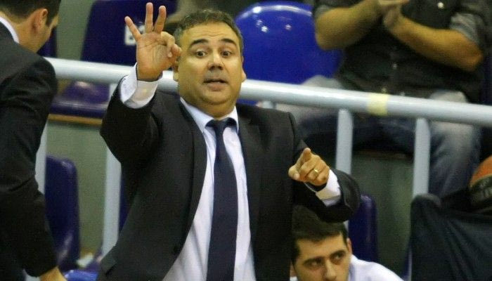 Φλεβαράκης: “Ημασταν ανώτεροι”. Μαρκόπουλος: “Να γίνει μάθημα”