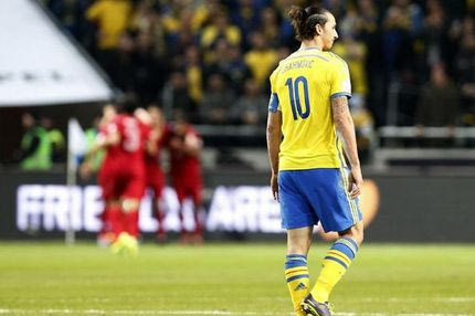 Υπόκλιση και χειροκρότημα Ζλάταν σε Ρονάλντο