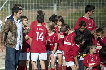 Άνοιξε ποδοσφαιρικό σχολείο στη Βαρκελώνη ο Σαβιόλα